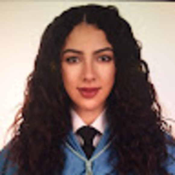 Meet your Posher, Rania - Picture 1 of 1